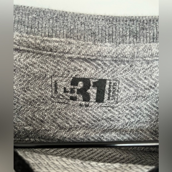 Le 31 Gray Lace-Up Long Sleeve Shirt size medium - Picture 3 of 5